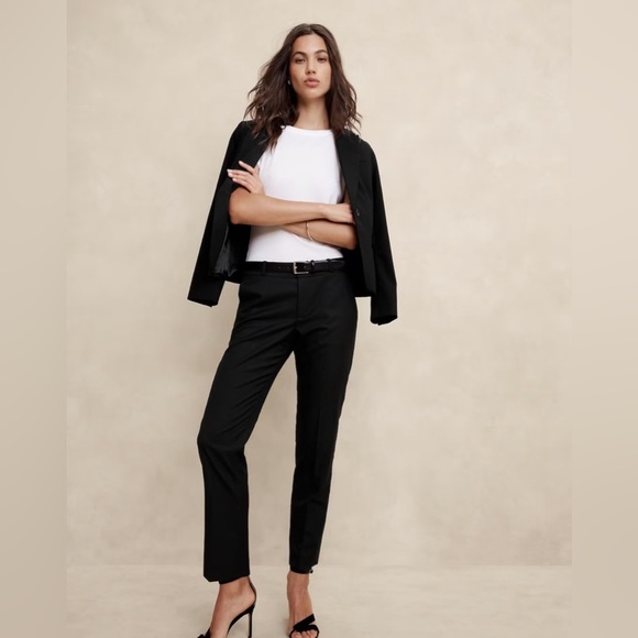 NWT! Banana Republic Black Ryan Mid-Rise Slim Fit Pants - Multiple Sizes 💛🩵 - Picture 1 of 3
